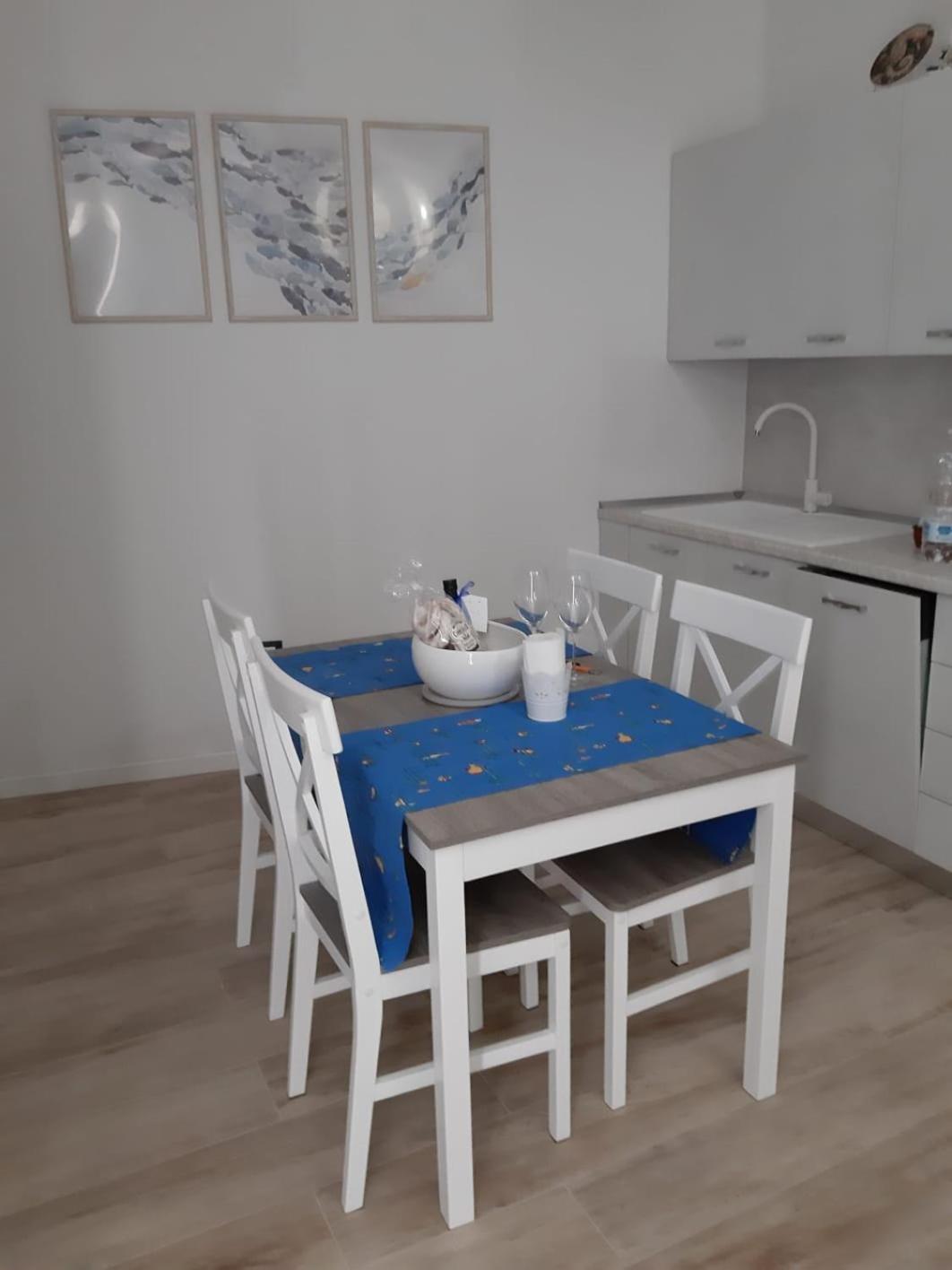 הוילה טרמולי Casa Tornola Nel Borgo מראה חיצוני תמונה